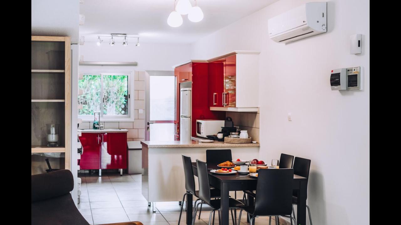 Minimal Townhouse Center Paphos别墅 外观 照片