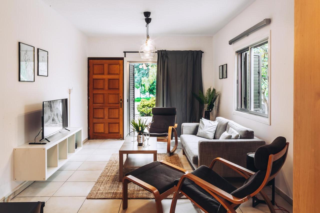 Minimal Townhouse Center Paphos别墅 外观 照片